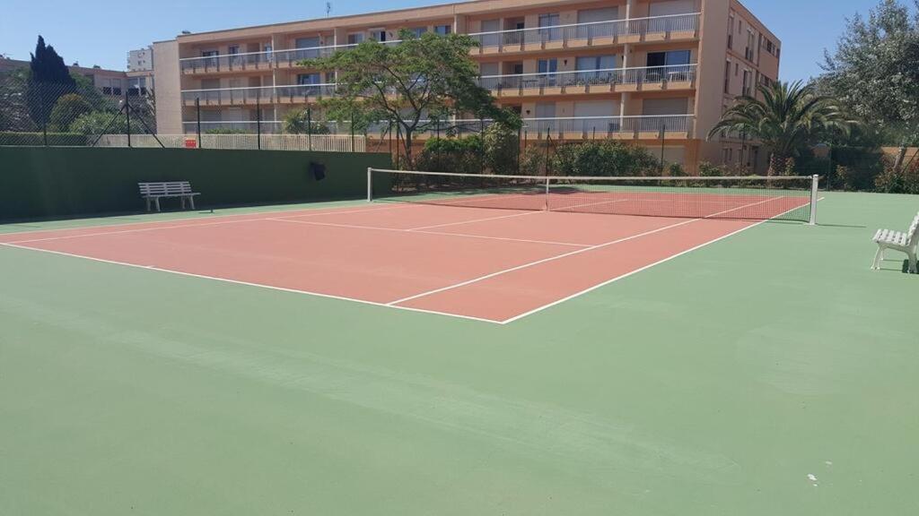 Mazet De La Mer 54M2 Lavandou 100M Plage Avec Piscine 르 라방두 외부 사진